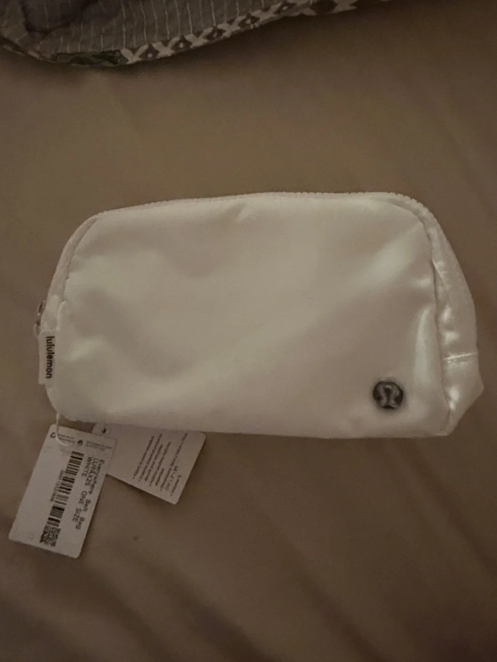 Lululemon Everywhere Belt Bag 1L White, Lululemon Belt Bag New With Tags